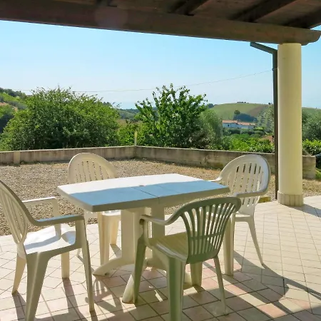 Apartmán Locazione Turistica Lucio - Tte200 *